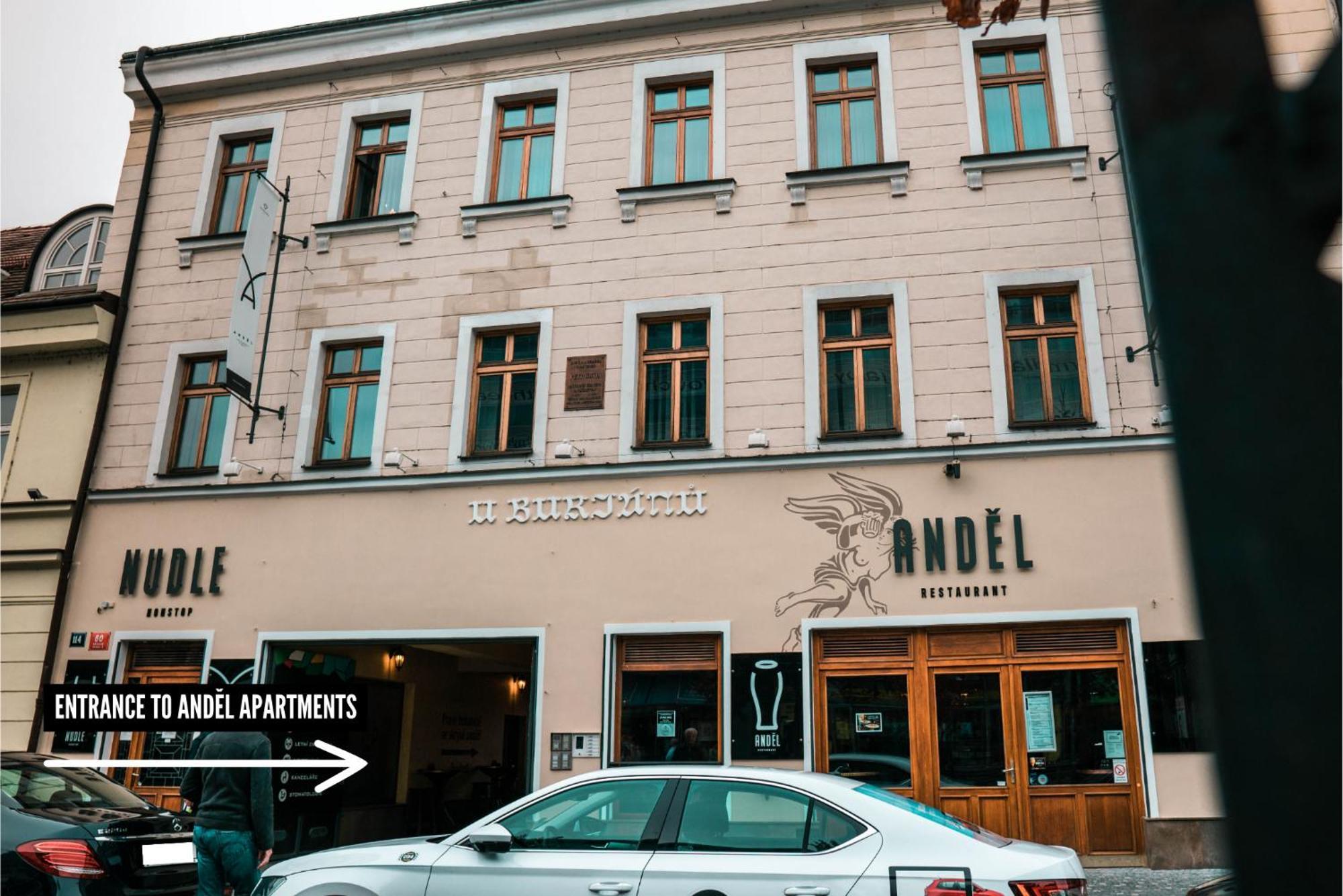 Anděl Apartments Praha Bagian luar foto
