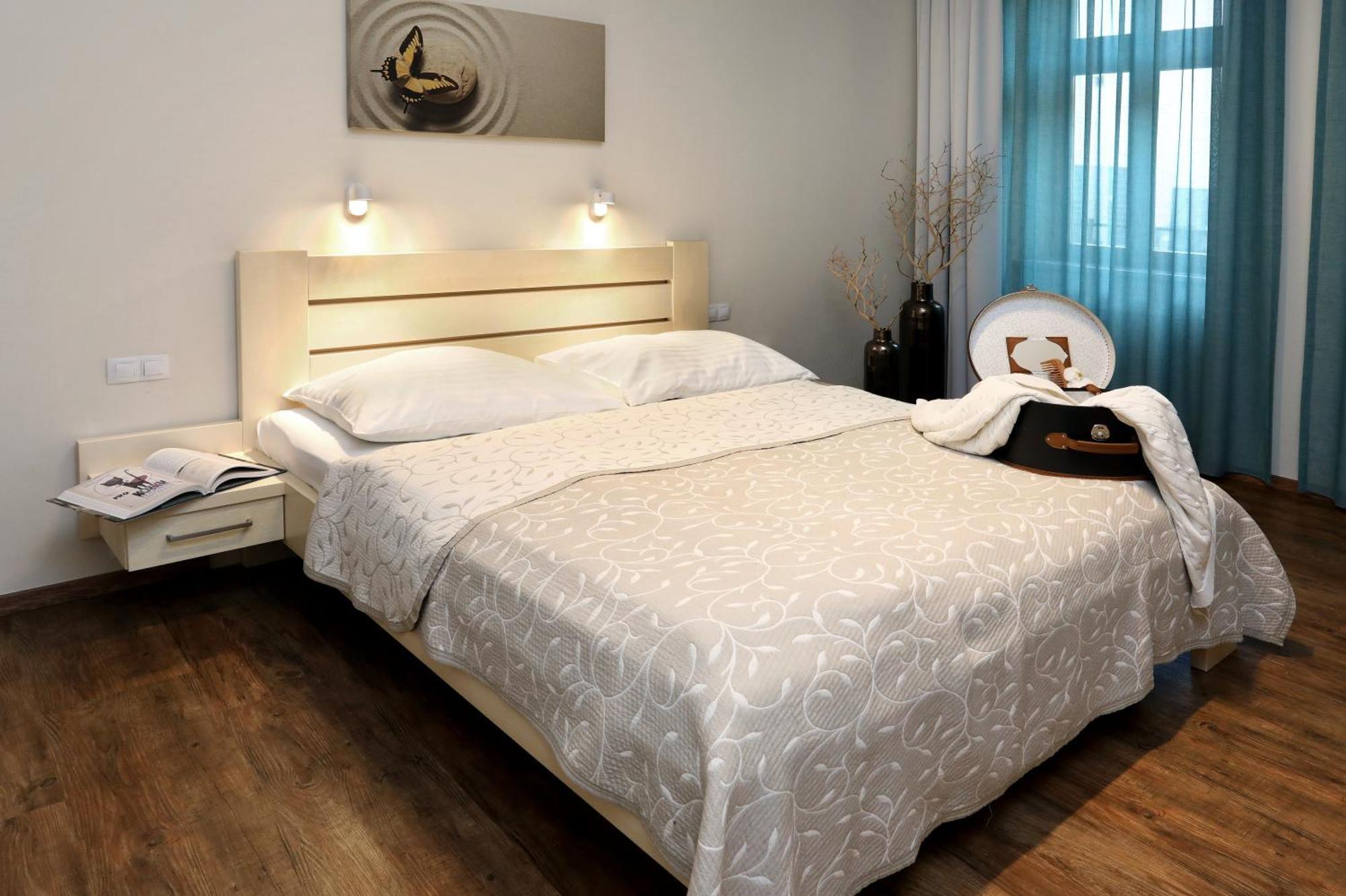 Anděl Apartments Praha Bagian luar foto