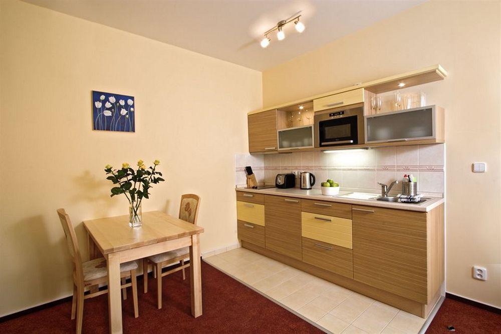Anděl Apartments Praha Bagian luar foto