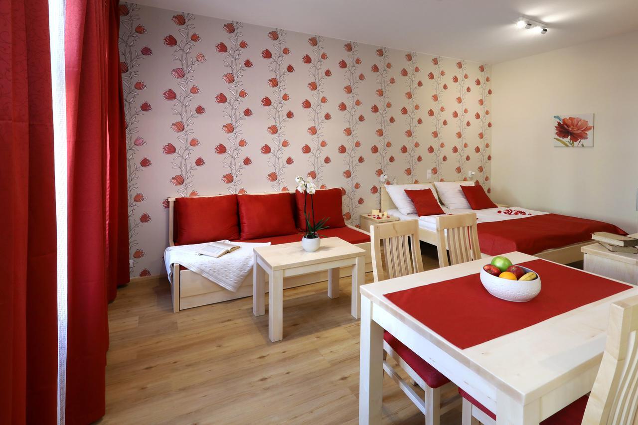 Anděl Apartments Praha Bagian luar foto