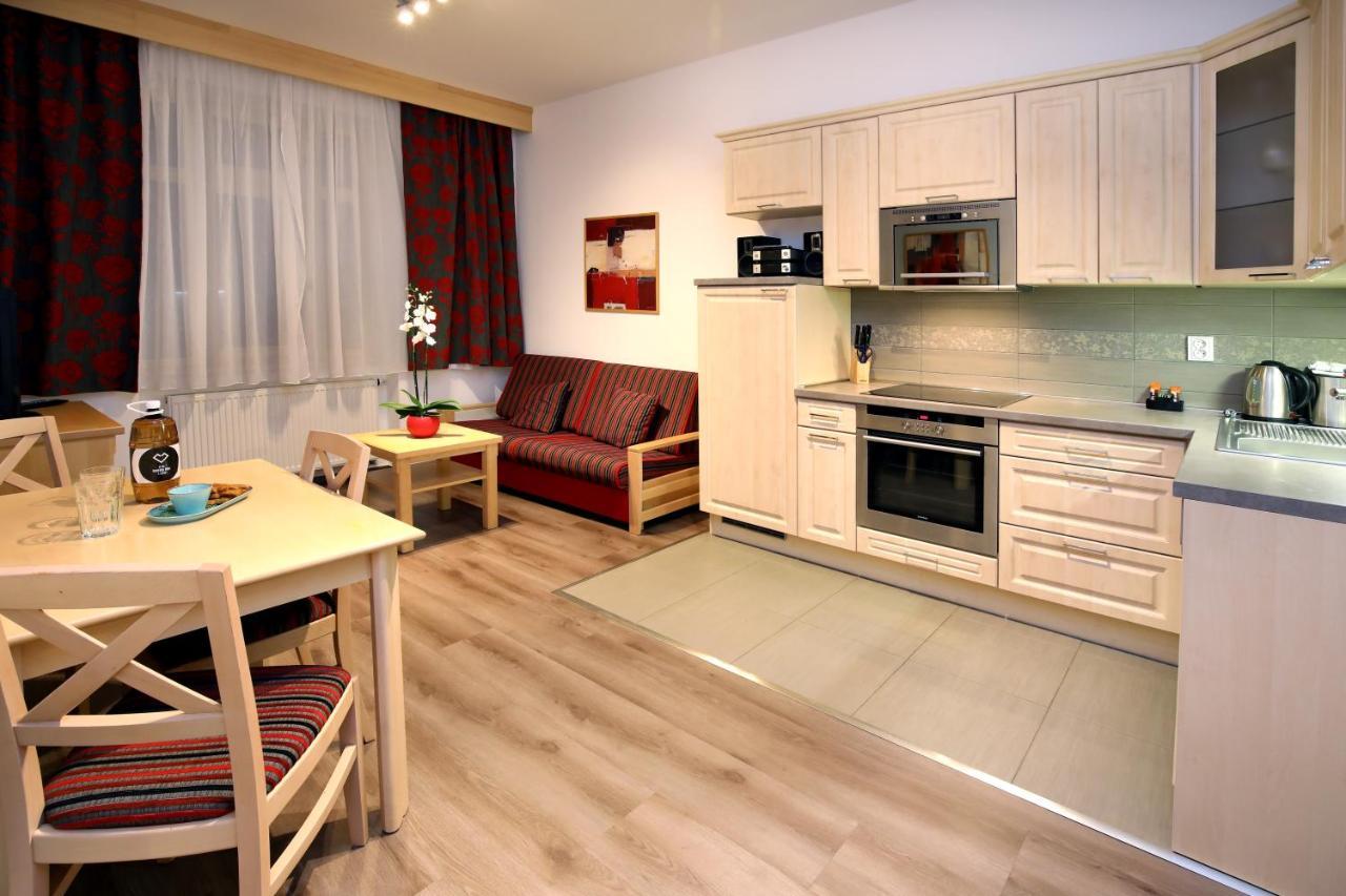 Anděl Apartments Praha Bagian luar foto